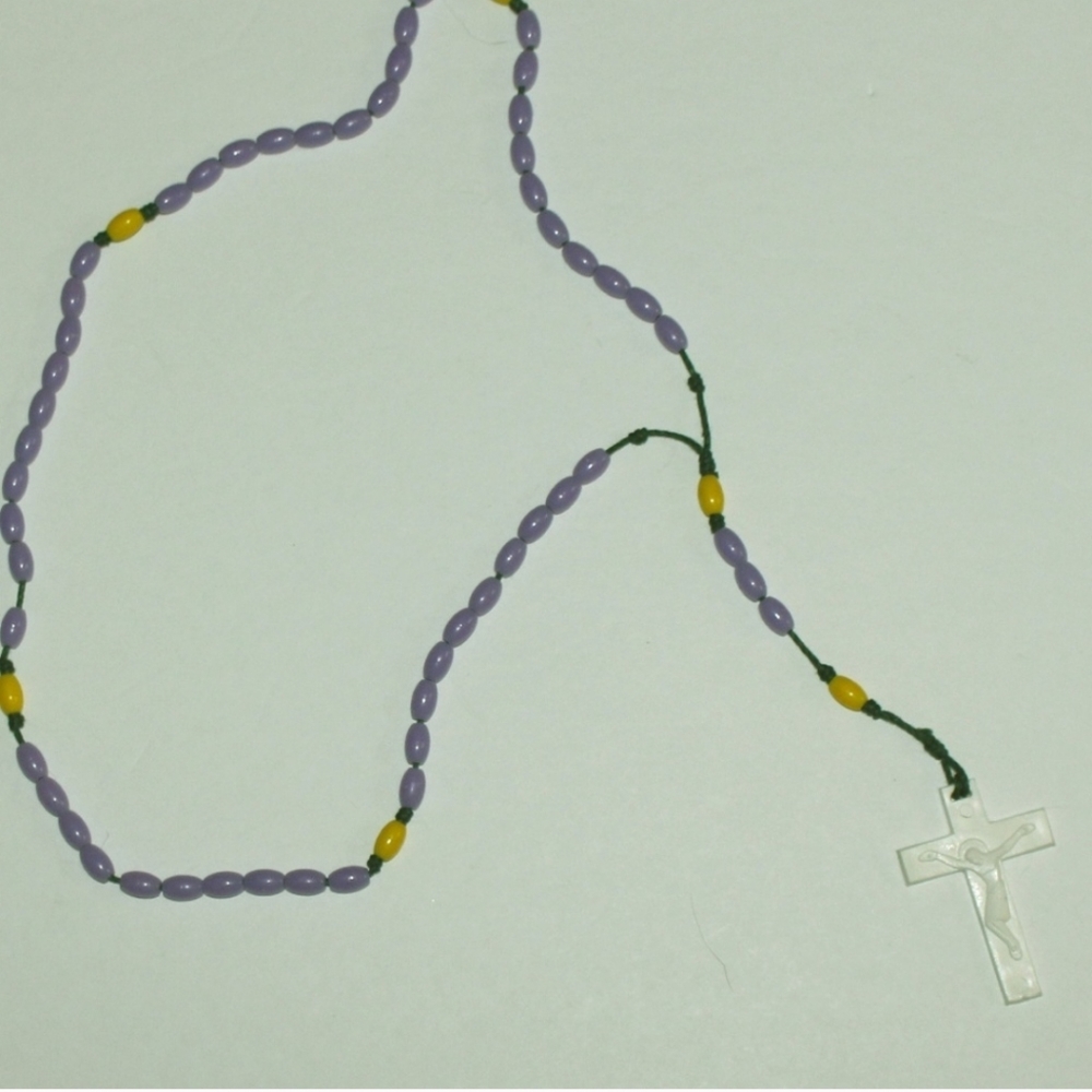 Vintage purple and yellow beaded rosary 24"